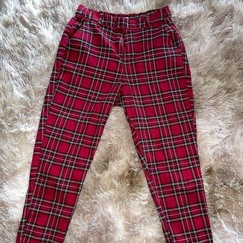 Red plaid skinny fit trousers